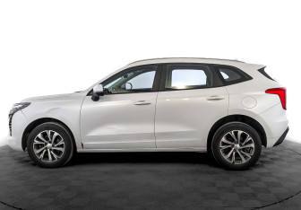 Подержанный автомобиль Haval Jolion 2023 года (8 фото)