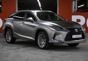 Подержанный автомобиль Lexus RX 2020 года (3 фото)