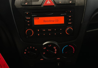 Подержанный автомобиль Kia Picanto 2010 года (10 фото)