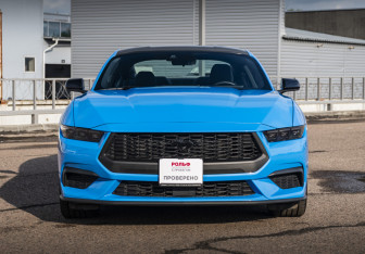 Подержанный автомобиль Ford Mustang Coupe 2023 года (2 фото)