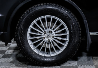 Подержанный автомобиль Infiniti FX 2007 года (15 фото)