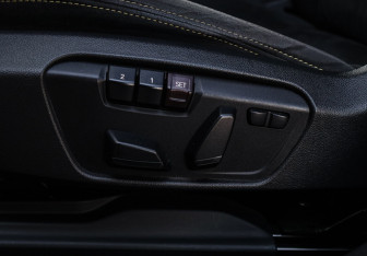 Подержанный автомобиль BMW X2 2017 года (15 фото)