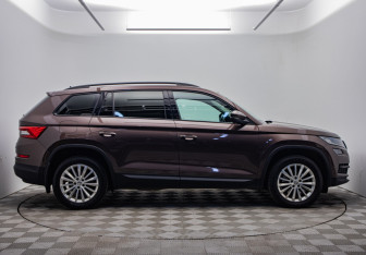 Подержанный автомобиль Skoda Kodiaq 2018 года (6 фото)