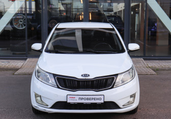 Подержанный автомобиль Kia Rio Sedan 2011 года (2 фото)