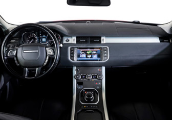 Подержанный автомобиль Land Rover Range Rover Evoque 2018 года (12 фото)