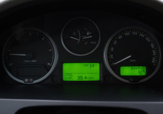 Подержанный автомобиль Land Rover Freelander 2007 года (12 фото)
