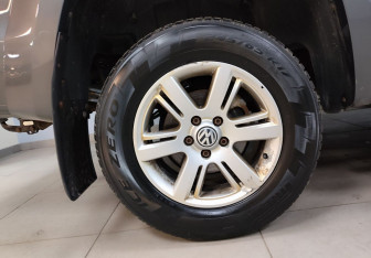 Подержанный автомобиль Volkswagen Amarok 2017 года (9 фото)