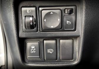Подержанный автомобиль Nissan Juke 2012 года (27 фото)
