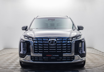Подержанный автомобиль Hyundai Palisade 2022 года (8 фото)