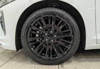 Подержанный автомобиль Geely Preface 2024 года (12 фото)