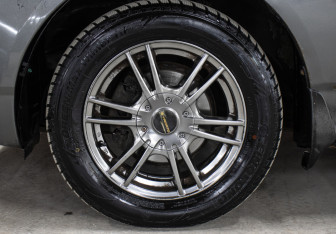 Подержанный автомобиль Toyota Corolla Sedan 2006 года (21 фото)