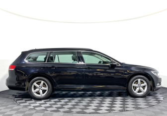 Подержанный автомобиль Volkswagen Passat Wagon 2018 года (4 фото)