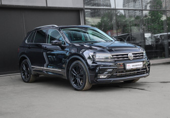 Подержанный автомобиль Volkswagen Tiguan 2019 года (3 фото)