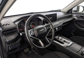 Подержанный автомобиль Haval Jolion 2022 года (14 фото)