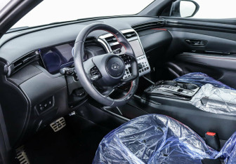 Подержанный автомобиль Hyundai Tucson 2022 года (13 фото)