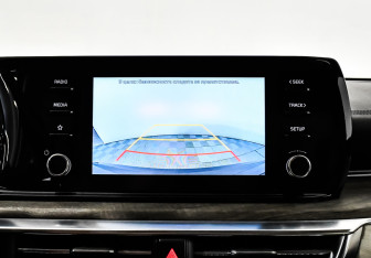 Подержанный автомобиль Kia K5 2021 года (19 фото)