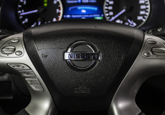 Подержанный автомобиль Nissan Murano Suv 2017 года (11 фото)