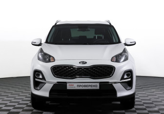 Подержанный автомобиль Kia Sportage 2021 года (2 фото)
