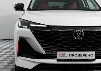 Подержанный автомобиль Changan UNI-S 2024 года (18 фото)