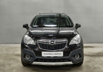 Подержанный автомобиль Opel Mokka 2013 года (2 фото)