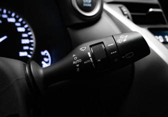 Подержанный автомобиль Lexus NX 2018 года (16 фото)