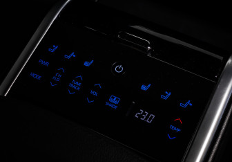 Подержанный автомобиль Toyota Camry Sedan 2020 года (20 фото)