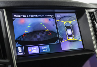 Подержанный автомобиль Infiniti Q50 2017 года (15 фото)