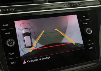 Подержанный автомобиль Volkswagen Tiguan 2020 года (13 фото)