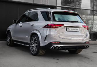Подержанный автомобиль Mercedes-Benz GLE AMG 2023 года (6 фото)