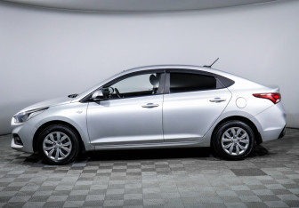 Подержанный автомобиль Hyundai Solaris Sedan 2018 года (8 фото)