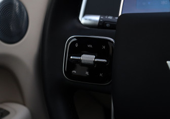 Подержанный автомобиль LiXiang L6 2024 года (26 фото)