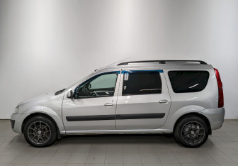 Подержанный автомобиль LADA (ВАЗ) Largus Wagon 2016 года (8 фото)