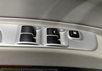 Подержанный автомобиль Mitsubishi Pajero Sport 2011 года (17 фото)