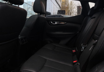 Подержанный автомобиль Nissan Qashqai 2021 года (9 фото)