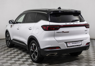 Подержанный автомобиль Chery Tiggo 7 Pro Max 2023 года (7 фото)