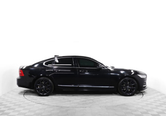 Подержанный автомобиль Volvo S90 2019 года (4 фото)