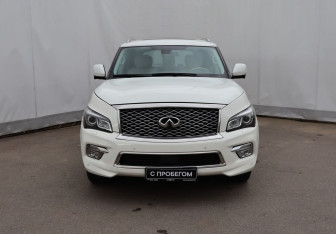 Подержанный автомобиль Infiniti QX80 2015 года (2 фото)