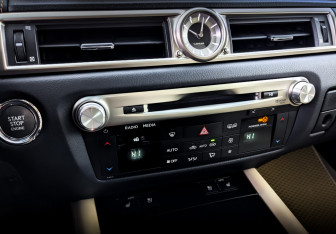 Подержанный автомобиль Lexus GS 2014 года (28 фото)