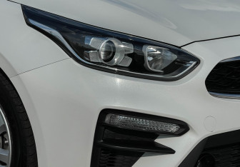 Подержанный автомобиль Kia K3 Sedan 2019 года (18 фото)