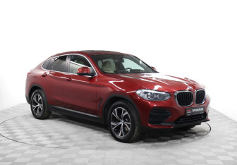 Подержанный автомобиль BMW X4 2019 года (3 фото)