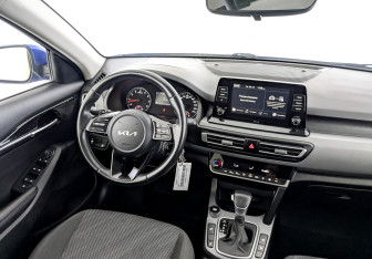 Подержанный автомобиль Kia Seltos 2022 года (29 фото)