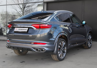 Подержанный автомобиль Geely Tugella 2022 года (4 фото)