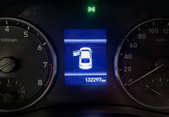 Подержанный автомобиль Hyundai Solaris Sedan 2017 года (20 фото)