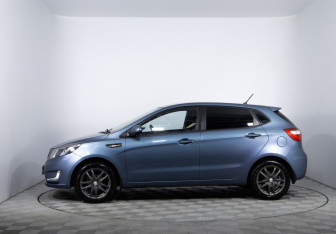 Подержанный автомобиль Kia Rio Hatchback 2013 года (8 фото)