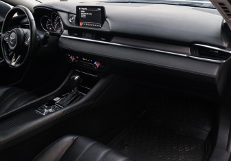 Подержанный автомобиль Mazda 6 Sedan 2020 года (7 фото)
