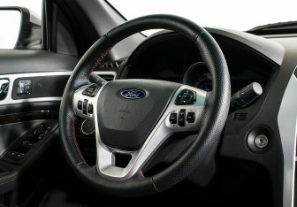 Подержанный автомобиль Ford Explorer 2018 года (13 фото)