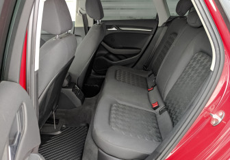 Подержанный автомобиль Audi A3 Hatchback 2013 года (12 фото)