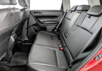 Подержанный автомобиль Subaru Forester Suv 2014 года (12 фото)