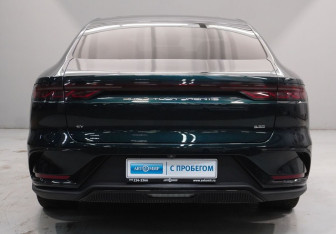 Подержанный автомобиль BYD Han 2022 года (6 фото)