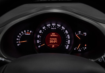 Подержанный автомобиль Kia Sportage 2012 года (11 фото)